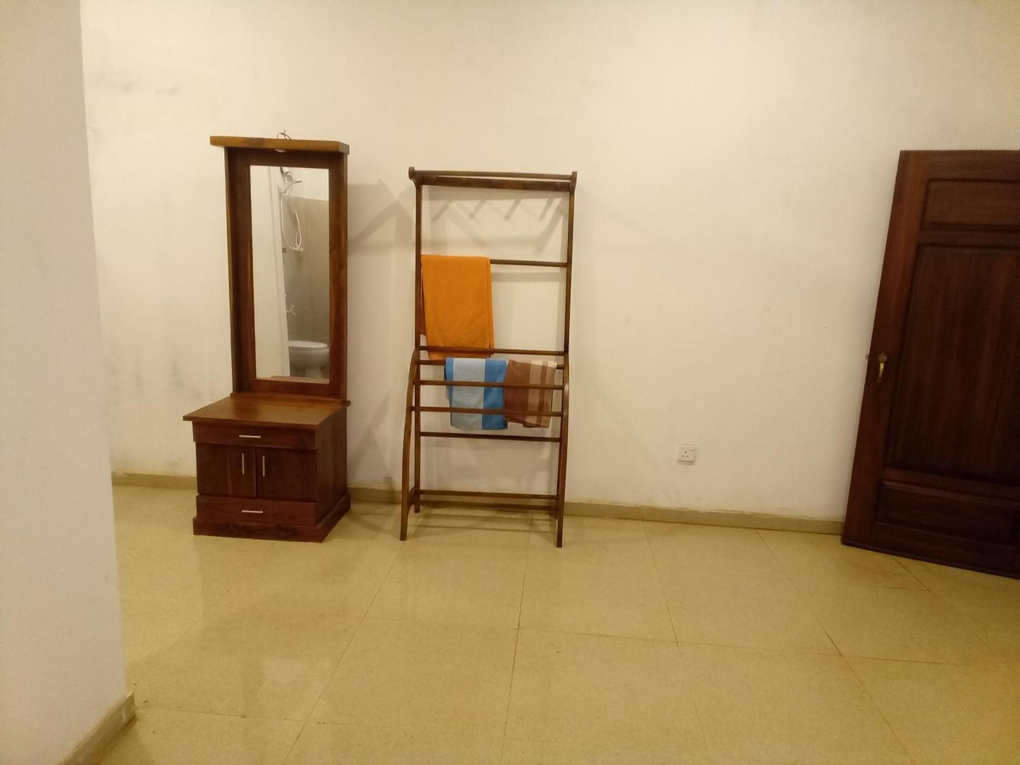 Kusuma'S Lazy Left Hotel Midigama East Ngoại thất bức ảnh